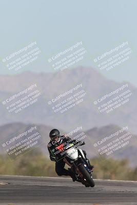 media/Oct-26-2025-Race Pace (Sun) [[c1447ca738]]/Non Verified (1st 20 Minutes of every Hour)/4-Turn 14 (1110am)/